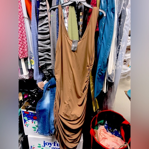 SUZANNE BETRO | ruched body-con tank dress - Picture 5 of 6